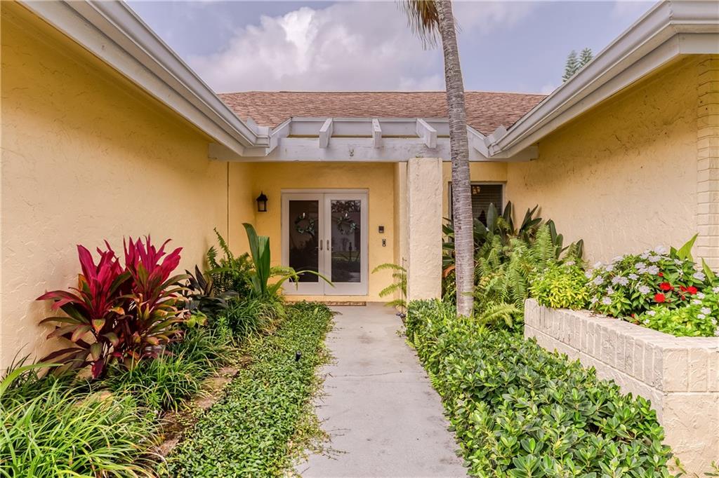 BOCA MADERA UNIT 3 - Residential