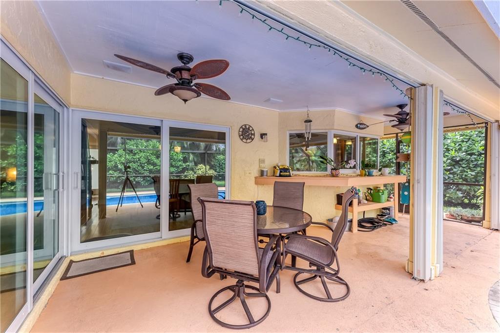 BOCA MADERA UNIT 3 - Residential