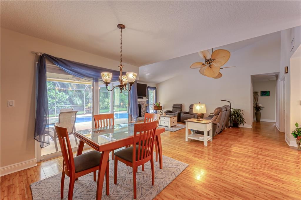 BOCA MADERA UNIT 3 - Residential