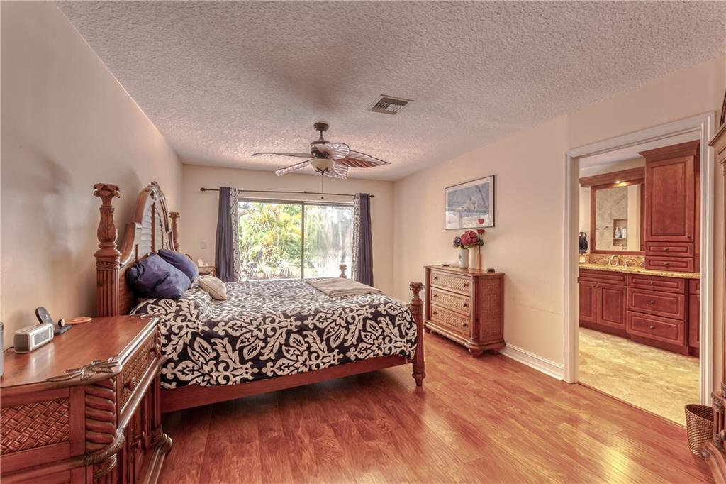 BOCA MADERA UNIT 3 - Residential