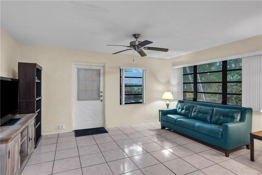 Fulford Highlands Add 02 - Residential