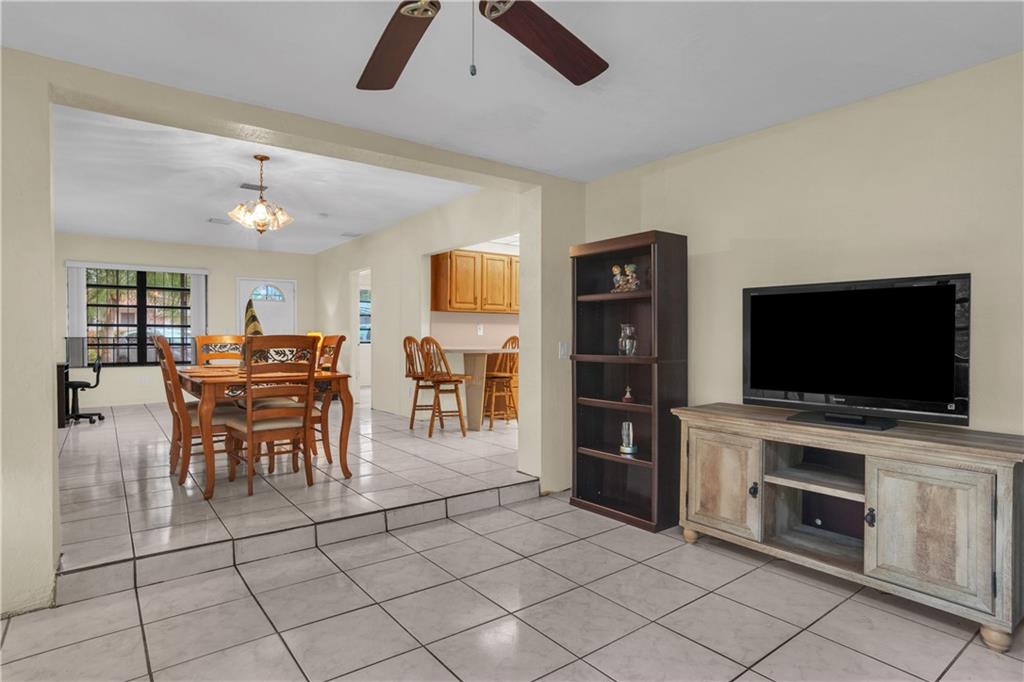 Fulford Highlands Add 02 - Residential