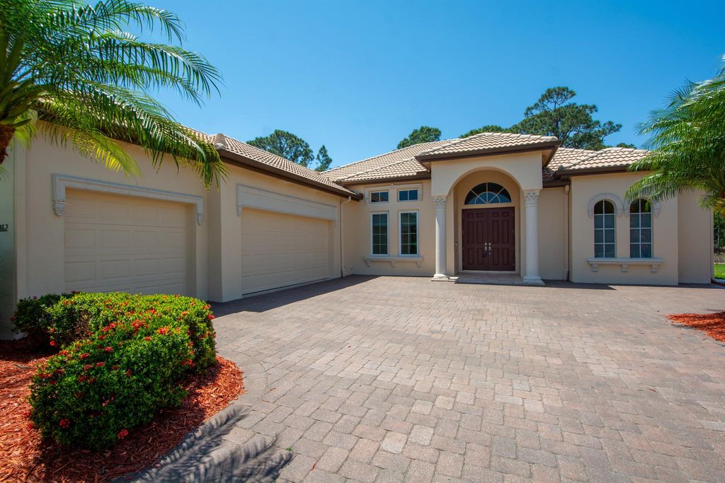 Photo of 862 SW Grand Reserves Boulevard, Port Saint Lucie, FL 34986 (MLS # R11076820)