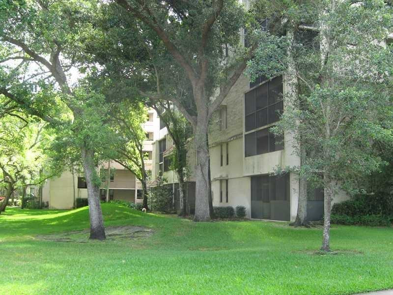 Royal Palm At Plantation - Residential Lease