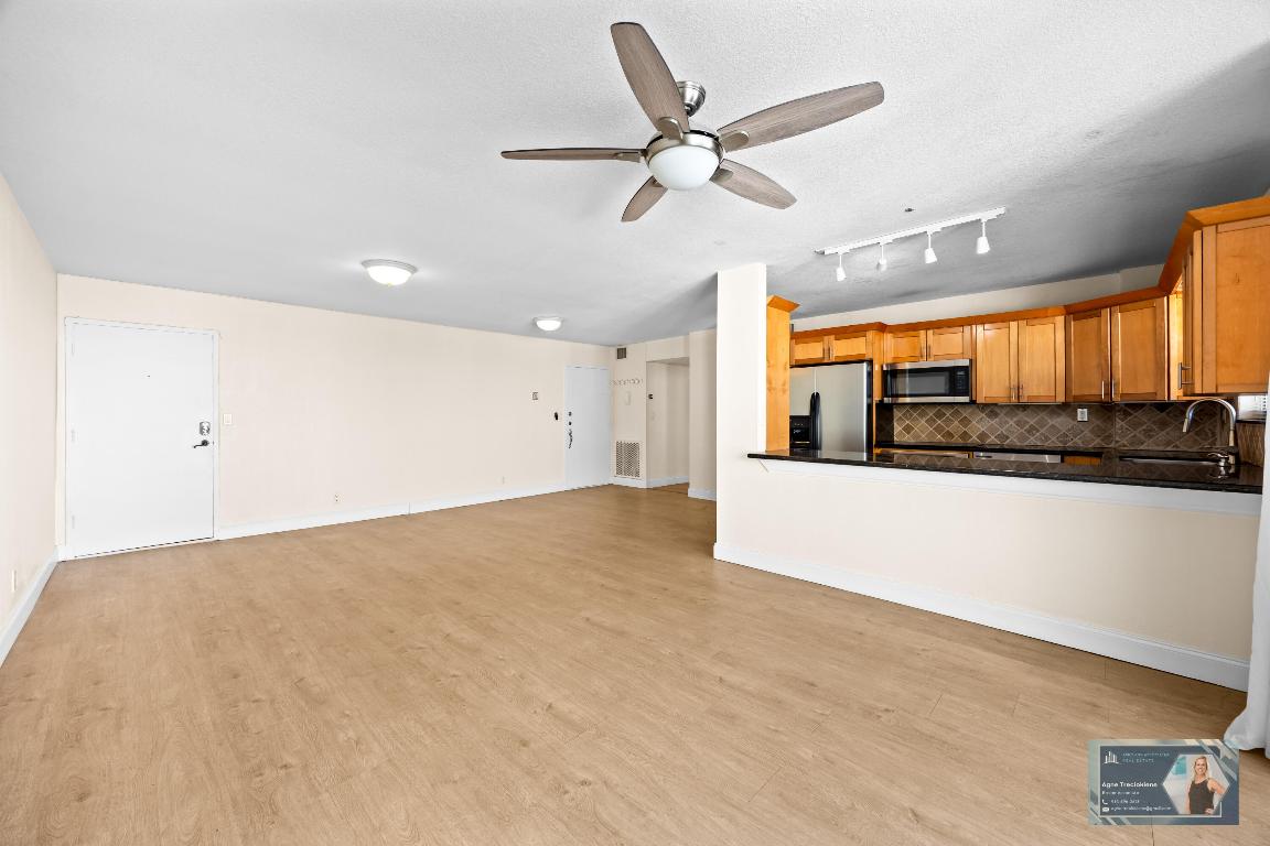 GOLDEN SURF TOWERS CONDO - Residential Lease