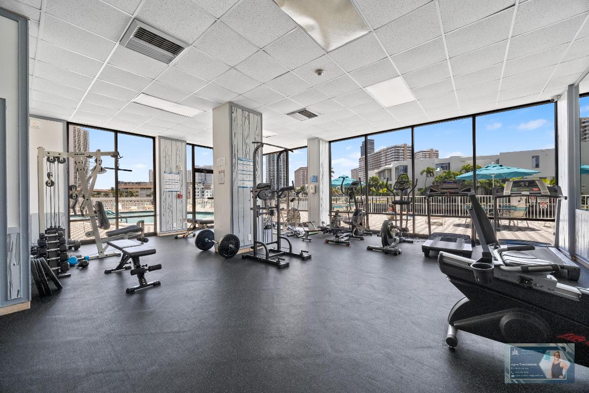 GOLDEN SURF TOWERS CONDO - Residential Lease