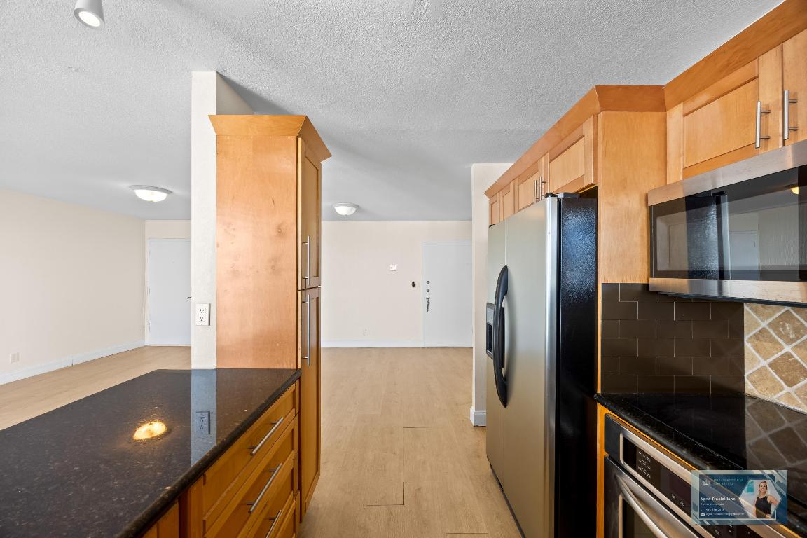 GOLDEN SURF TOWERS CONDO - Residential Lease