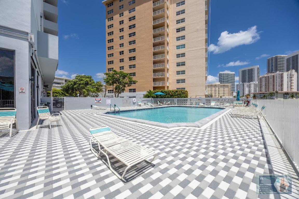 GOLDEN SURF TOWERS CONDO - Residential Lease