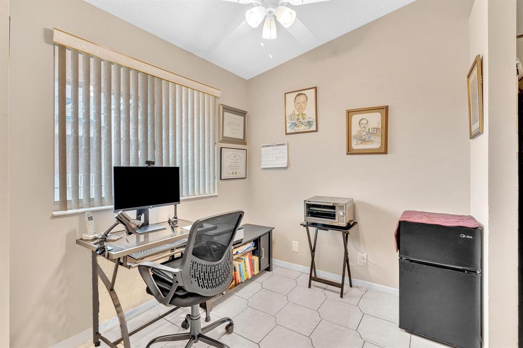 DEVON CONDOMINIUM E - Residential