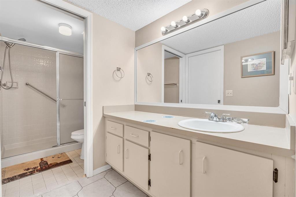 DEVON CONDOMINIUM E - Residential