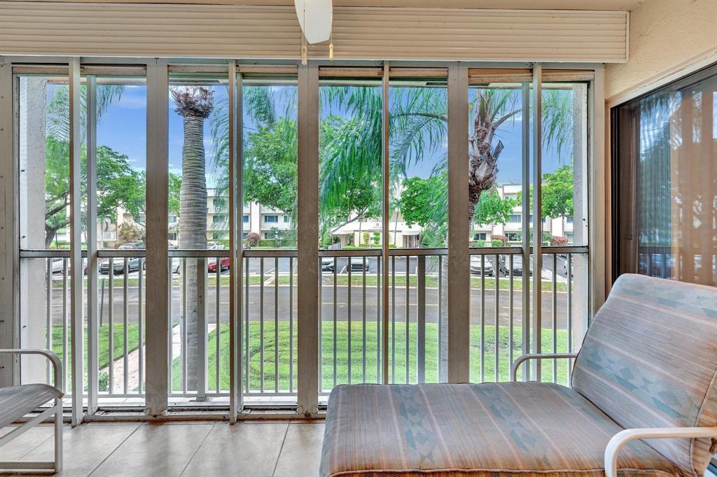 DEVON CONDOMINIUM E - Residential