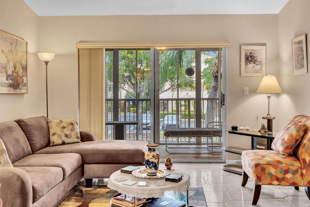 DEVON CONDOMINIUM E - Residential