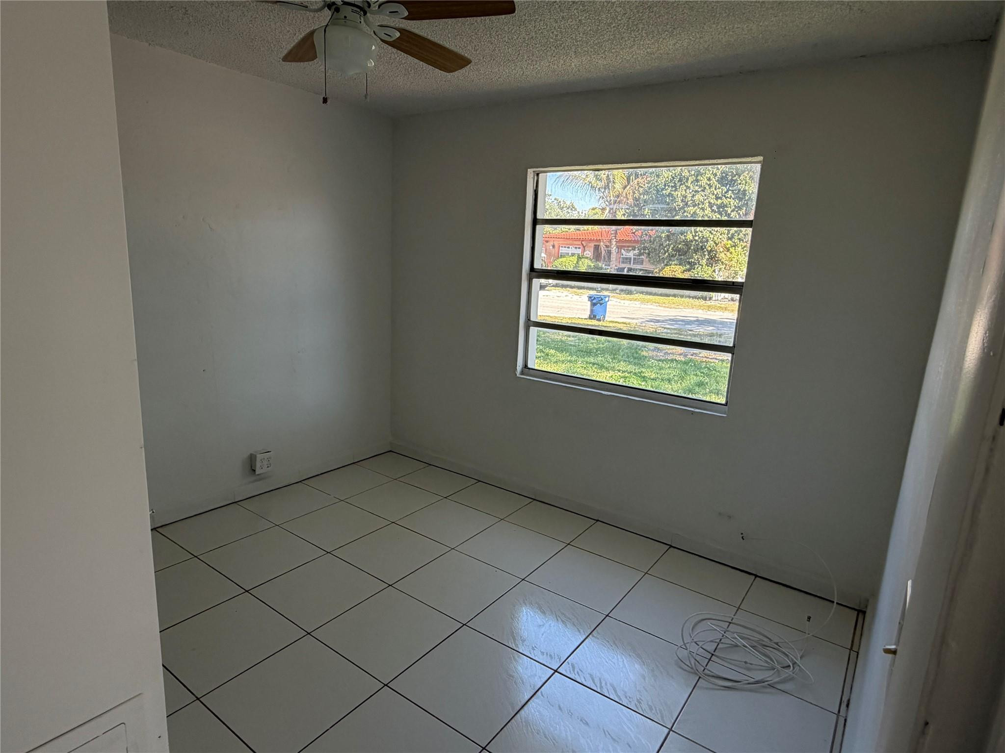 Lawndale 3rd Add - Residential Lease