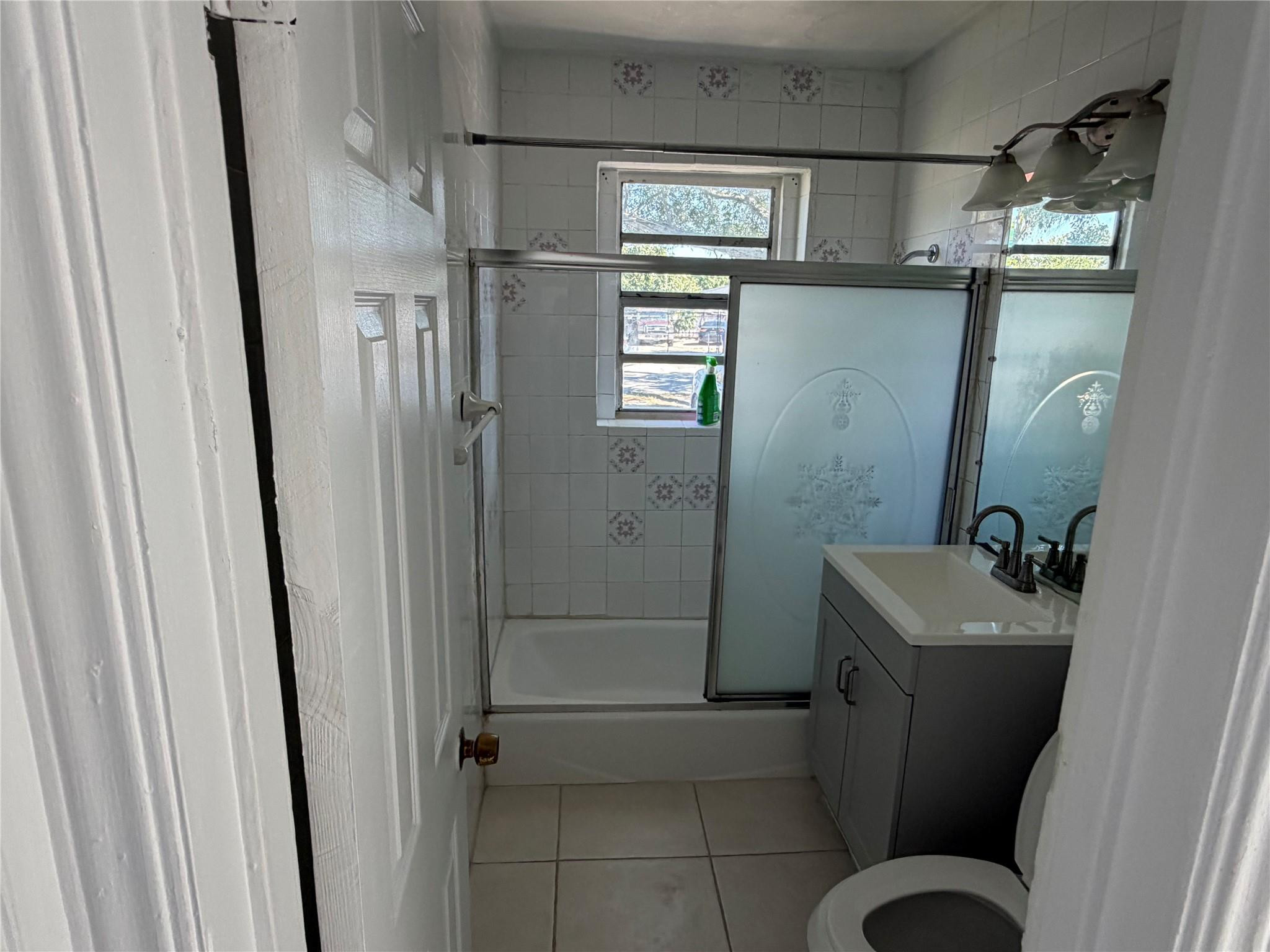 Lawndale 3rd Add - Residential Lease