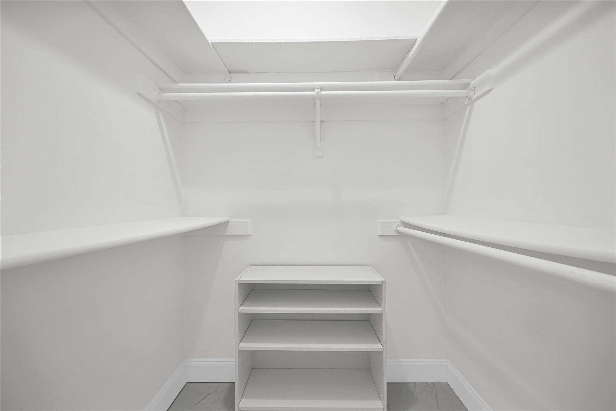 Maplewood 80-37 B - Residential