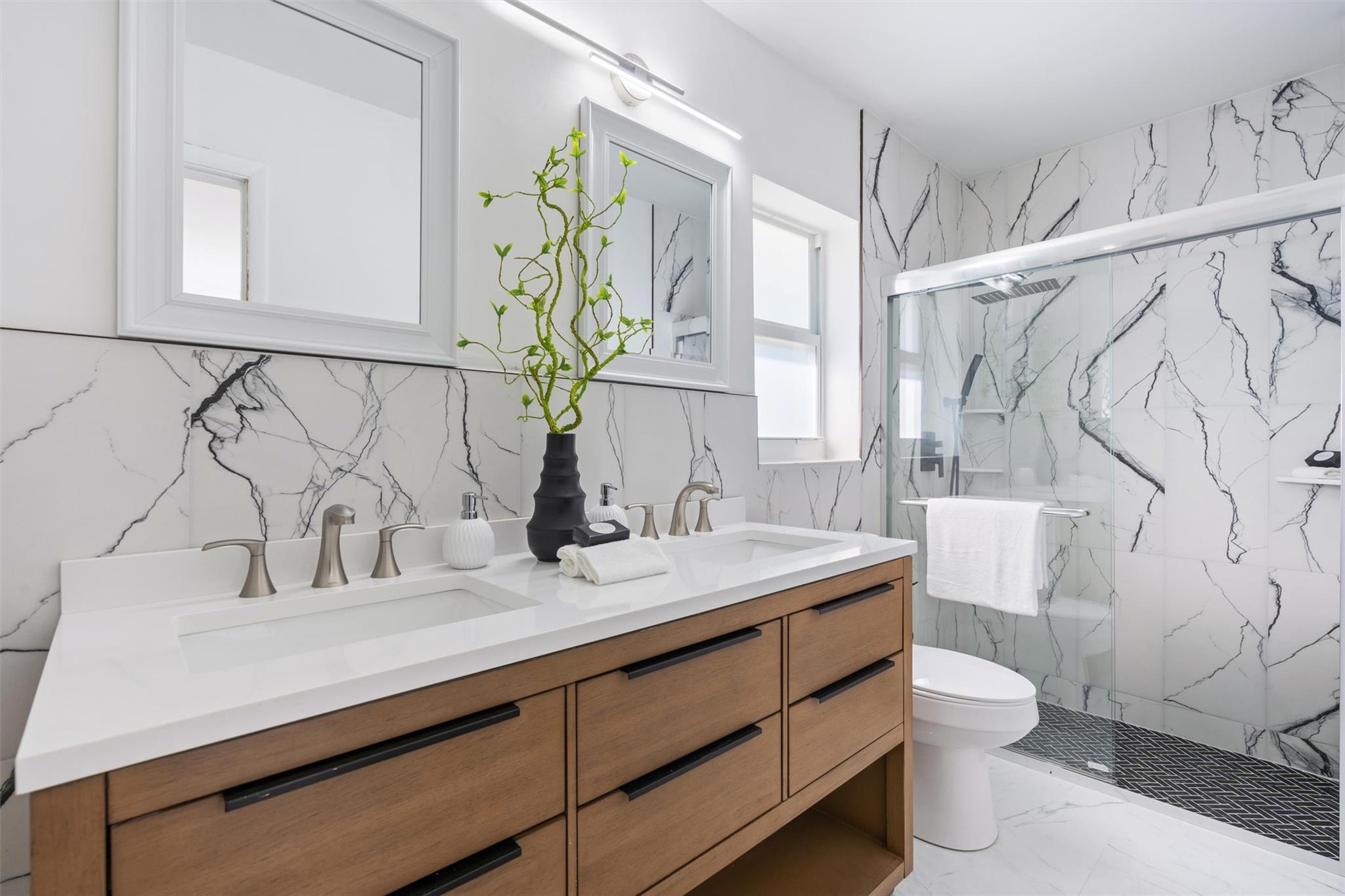 Maplewood 80-37 B - Residential