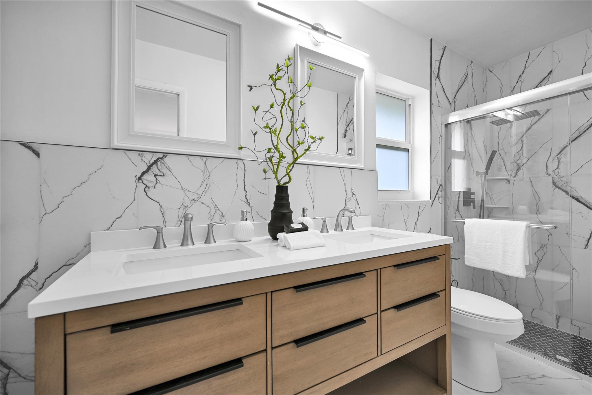 Maplewood 80-37 B - Residential