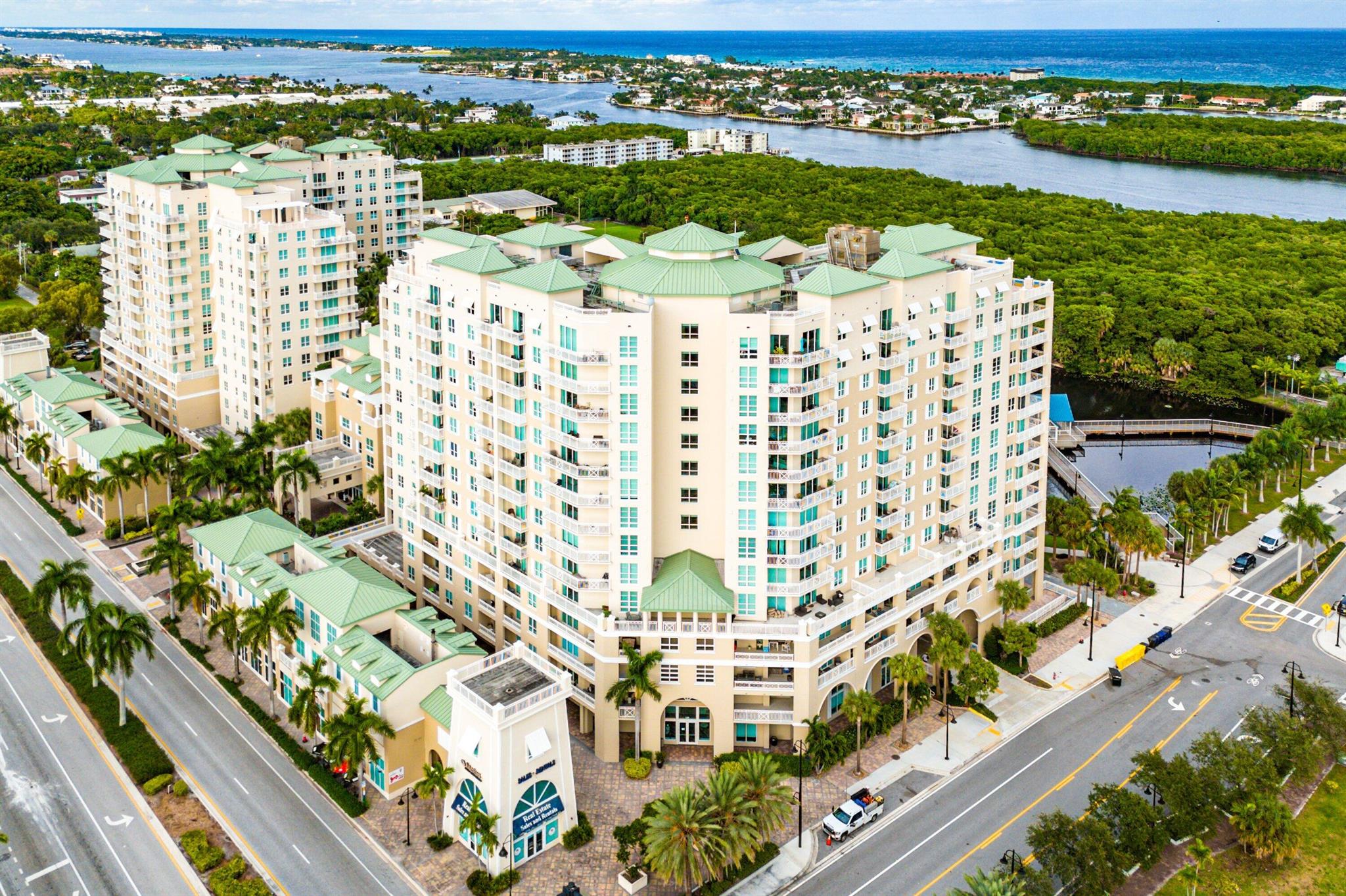 Casa Costa - Residential