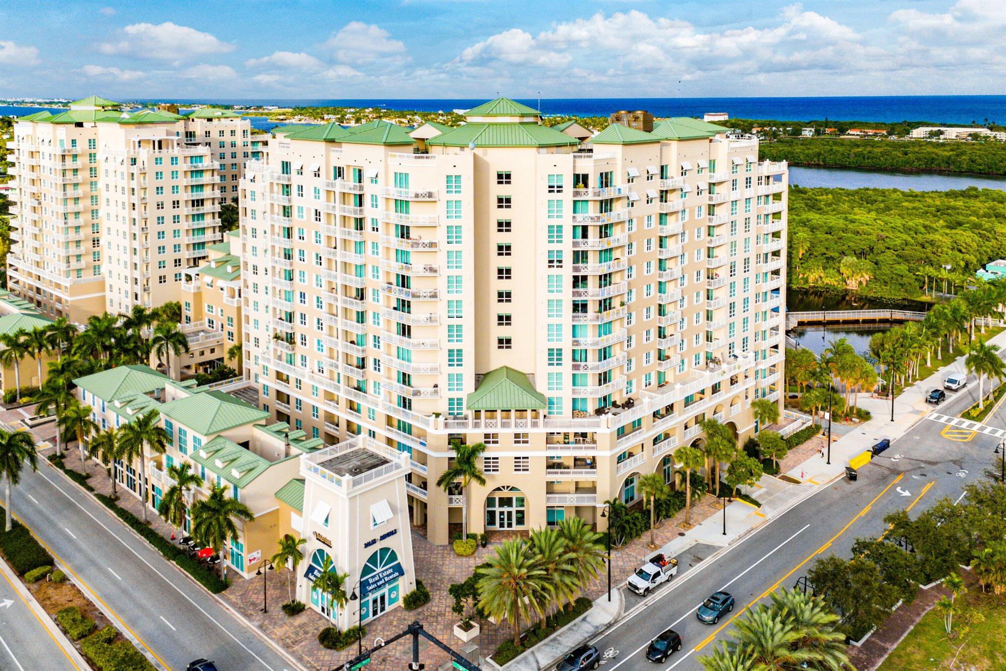 Casa Costa - Residential