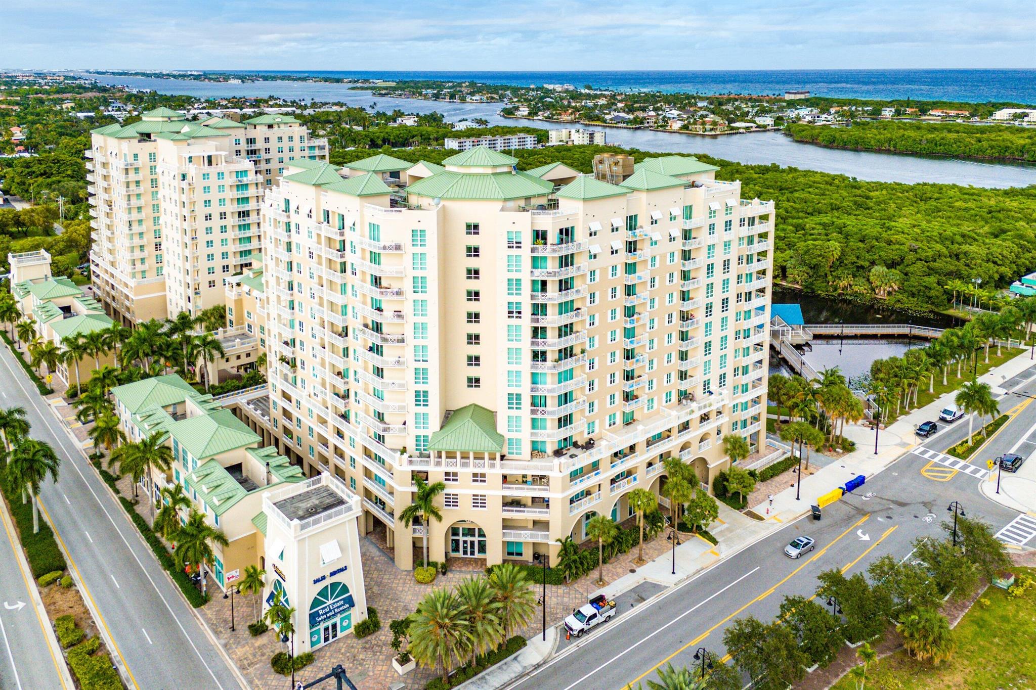 Casa Costa - Residential