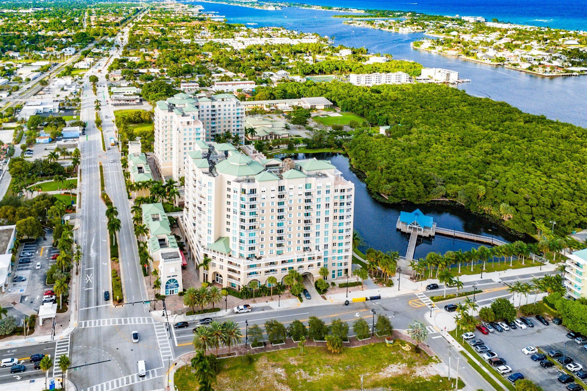 Casa Costa - Residential