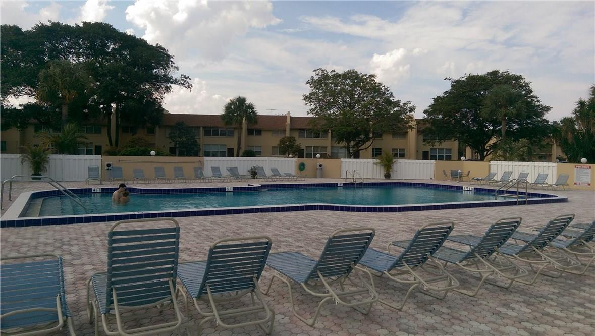 Sabal Pine East - Residential