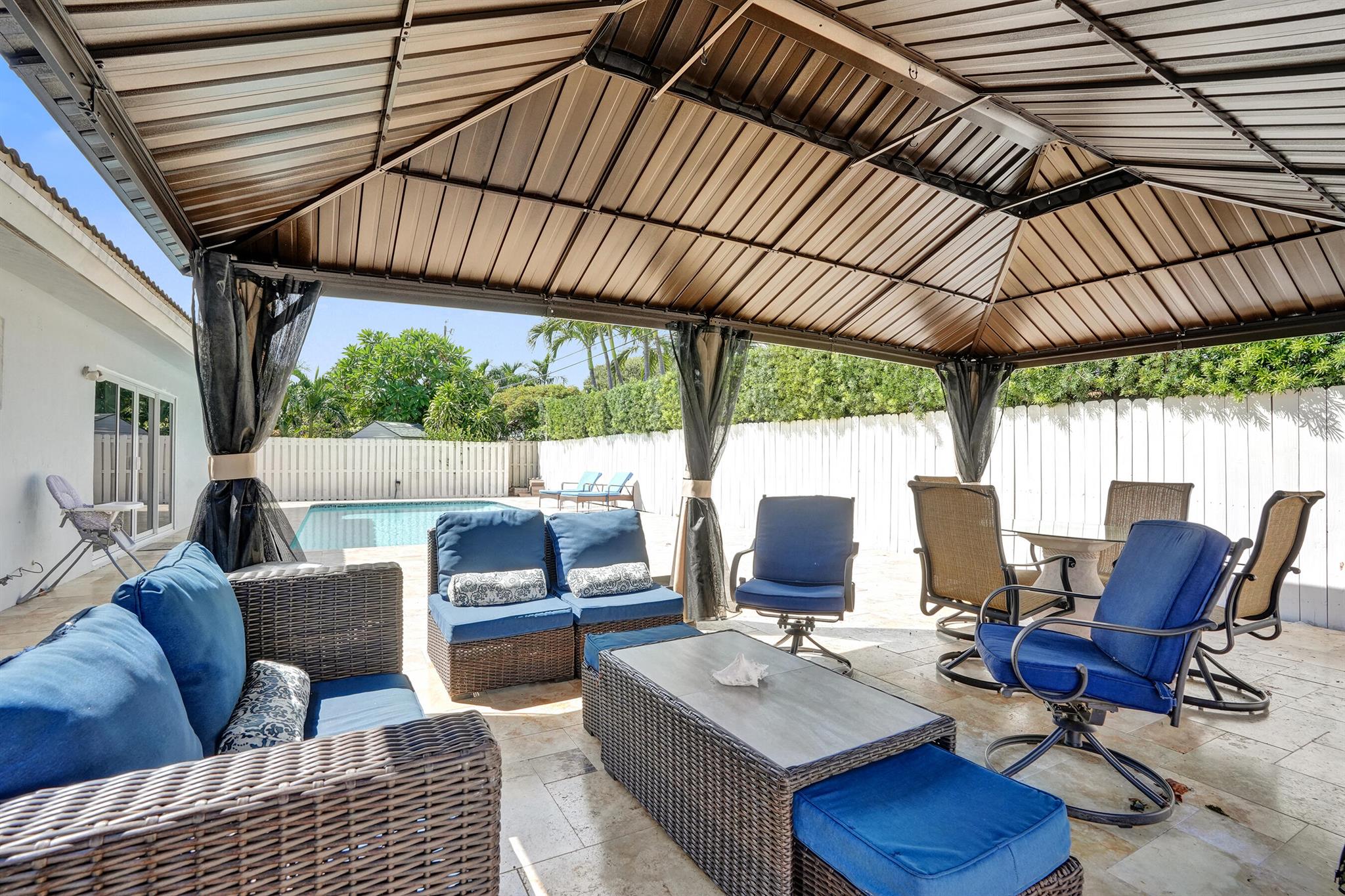 THE COVE - Residential Lease