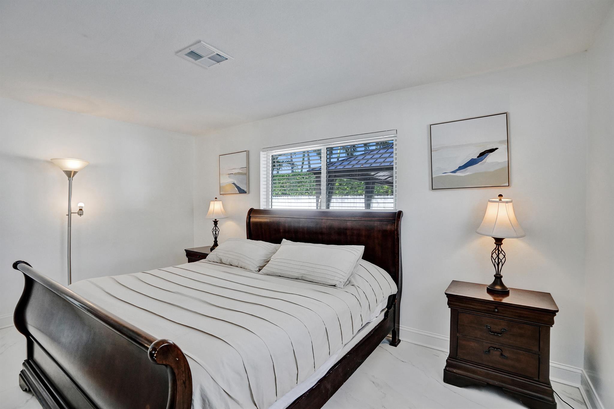 THE COVE - Residential Lease