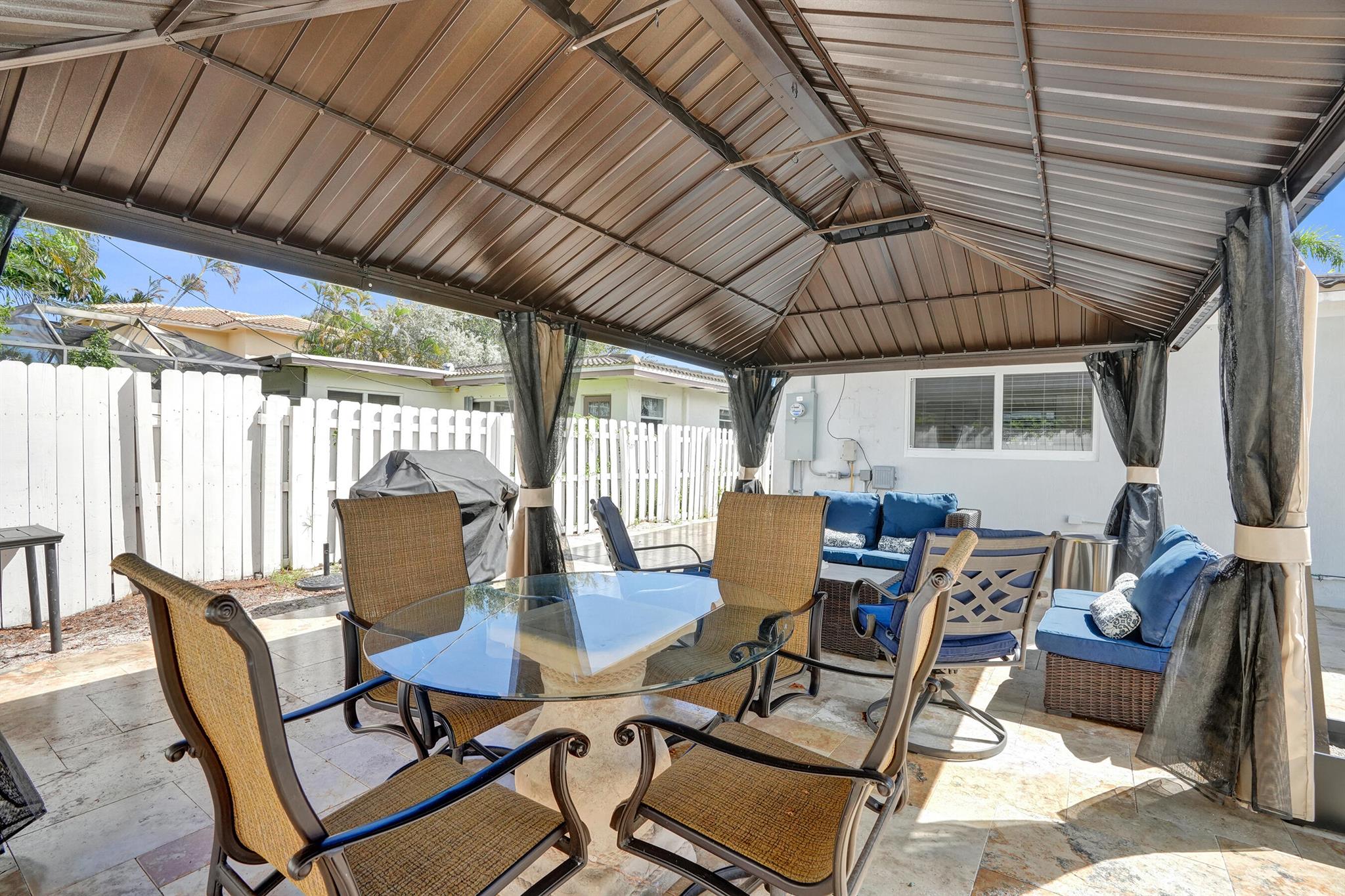 THE COVE - Residential Lease