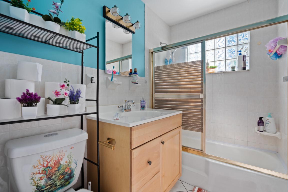 GRAMERCY PARK UNIT 4 - Residential