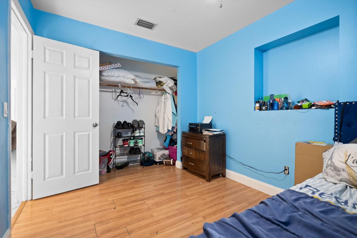 GRAMERCY PARK UNIT 4 - Residential