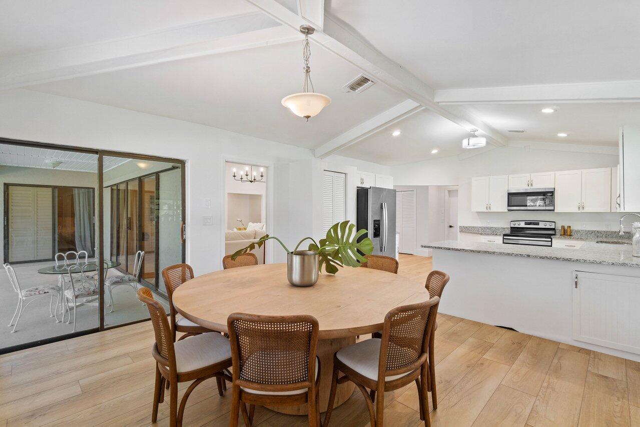 SUGAR POND MANOR OF WELLINGTON - Residential Lease