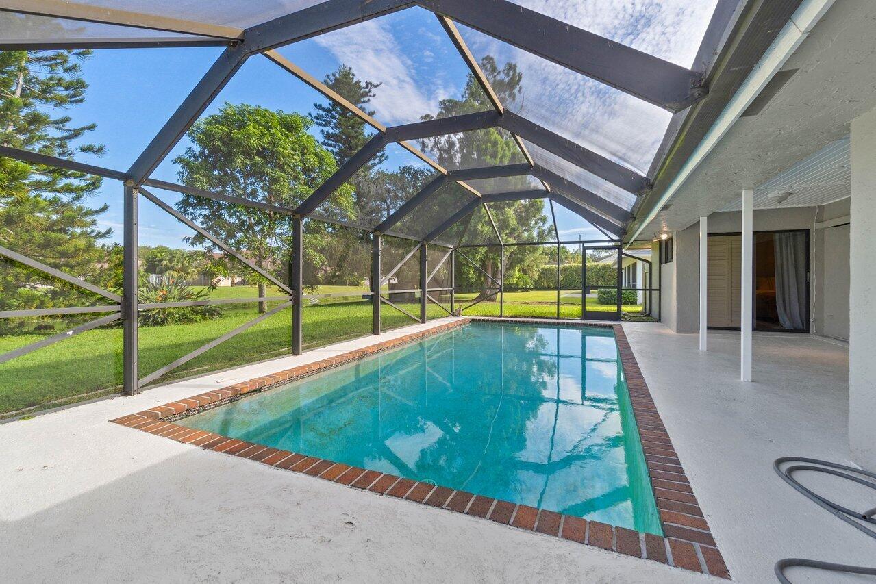 SUGAR POND MANOR OF WELLINGTON - Residential Lease