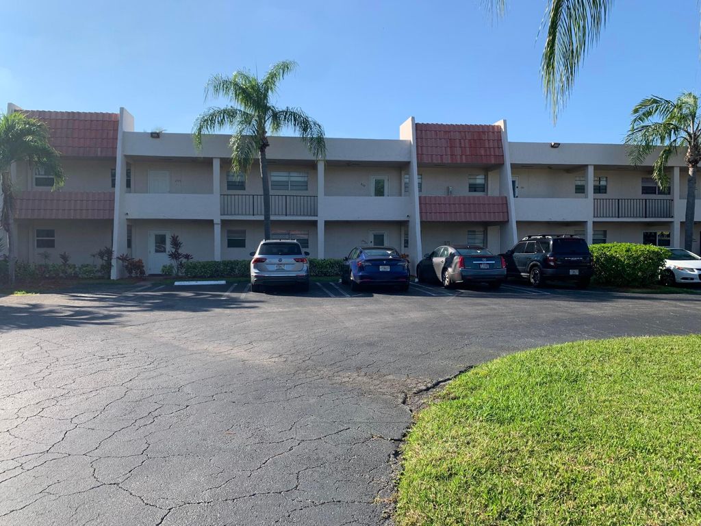 Photo of 2500 Fiore Way #109, Delray Beach, FL 33445 (MLS # R11164347)
