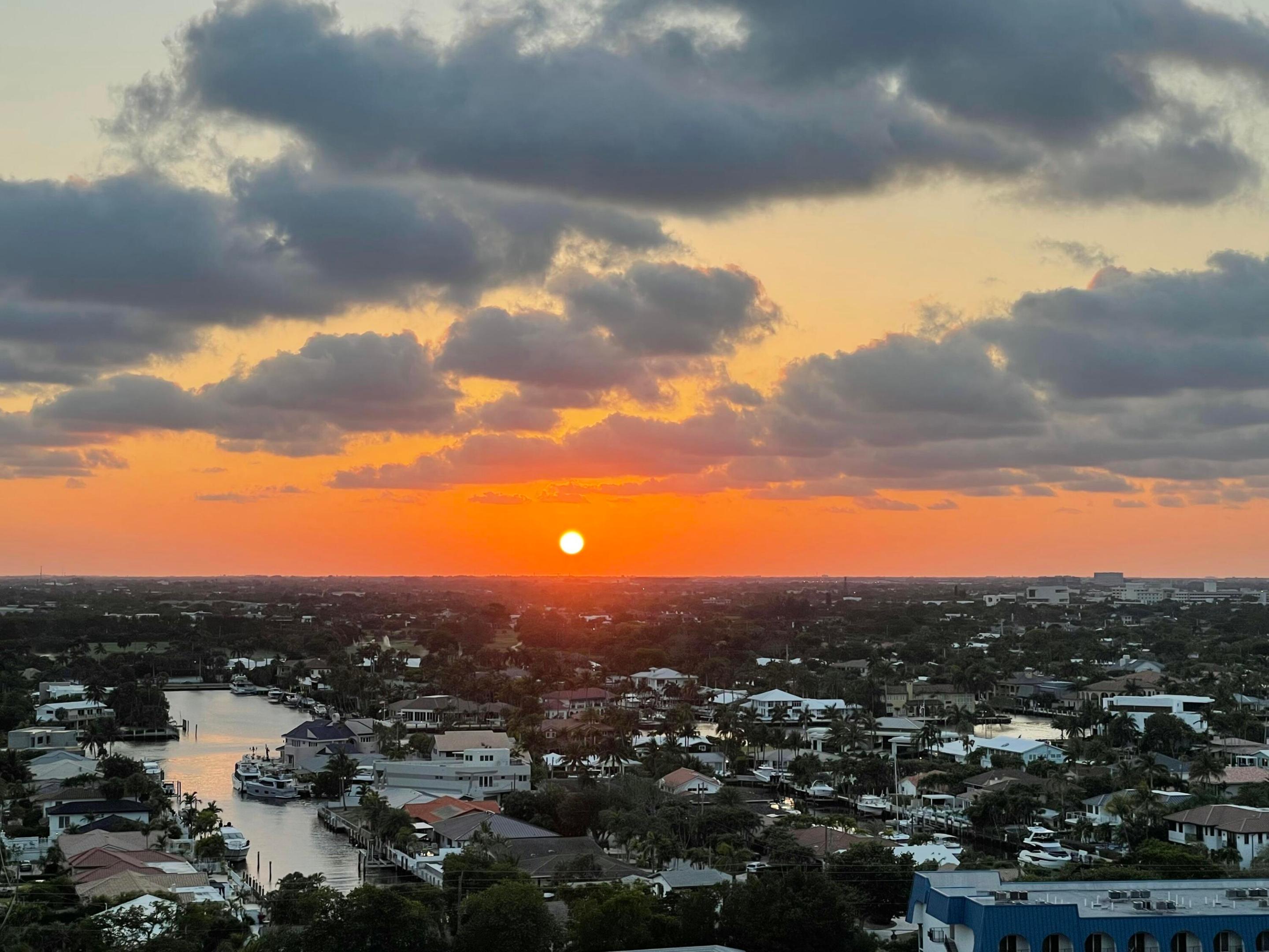 GALT OCEAN CLUB - Residential