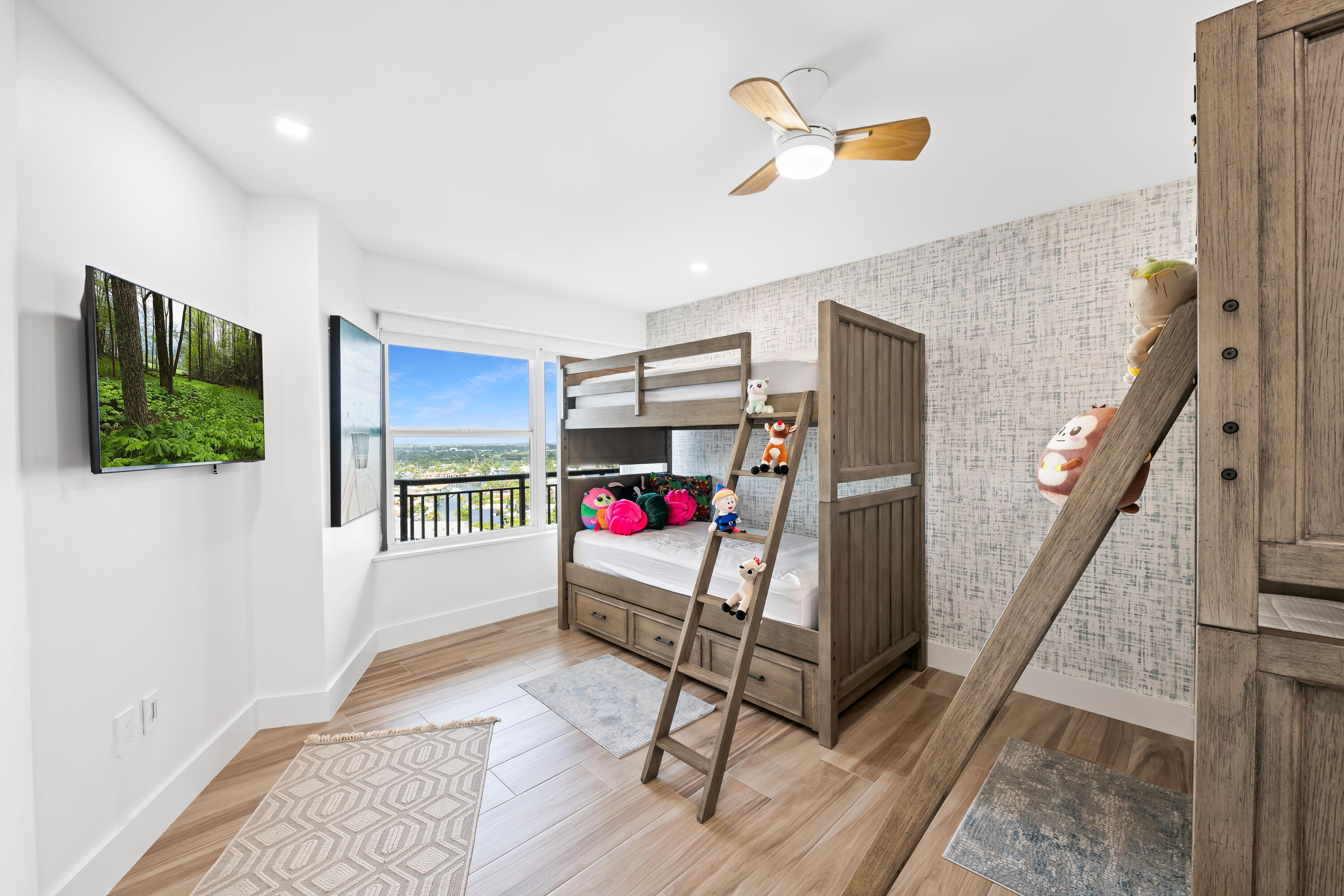 GALT OCEAN CLUB - Residential