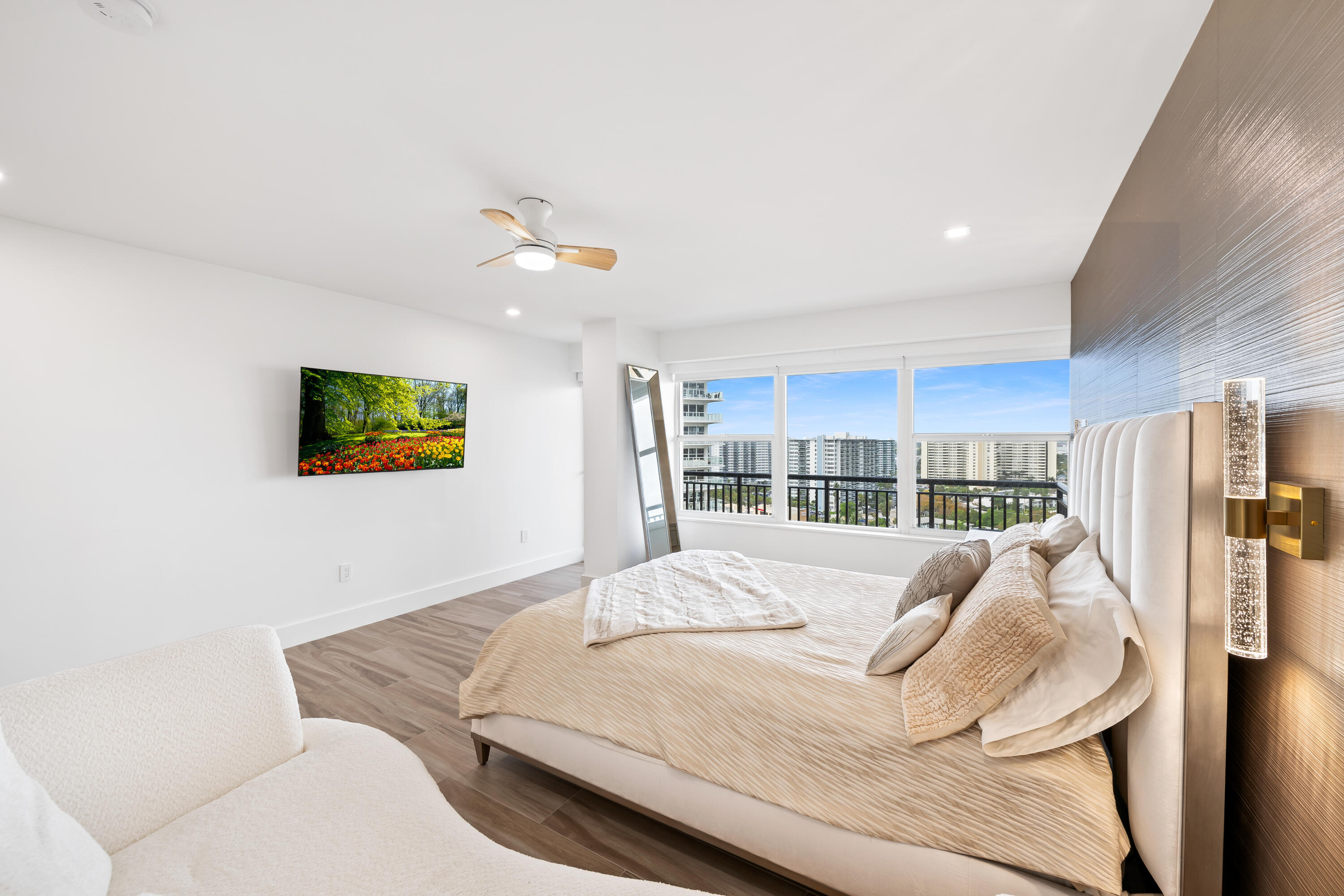 GALT OCEAN CLUB - Residential