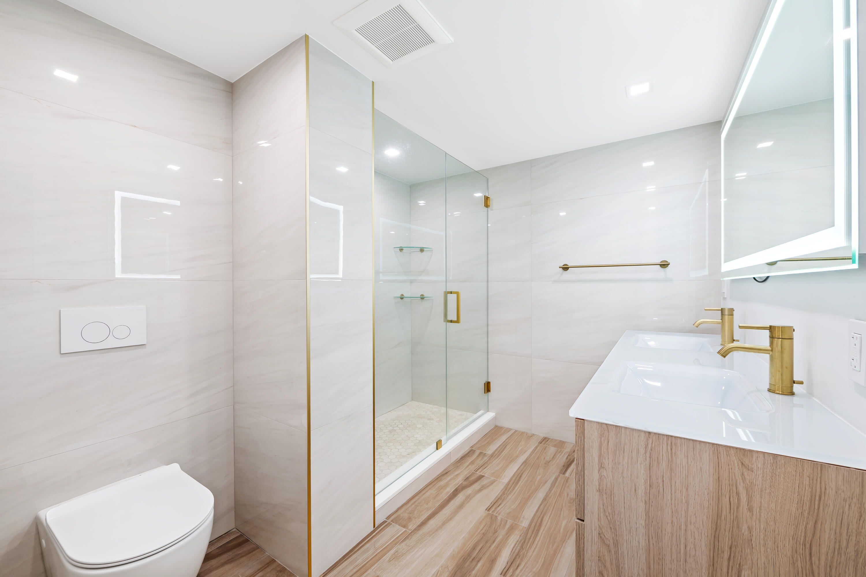 GALT OCEAN CLUB - Residential