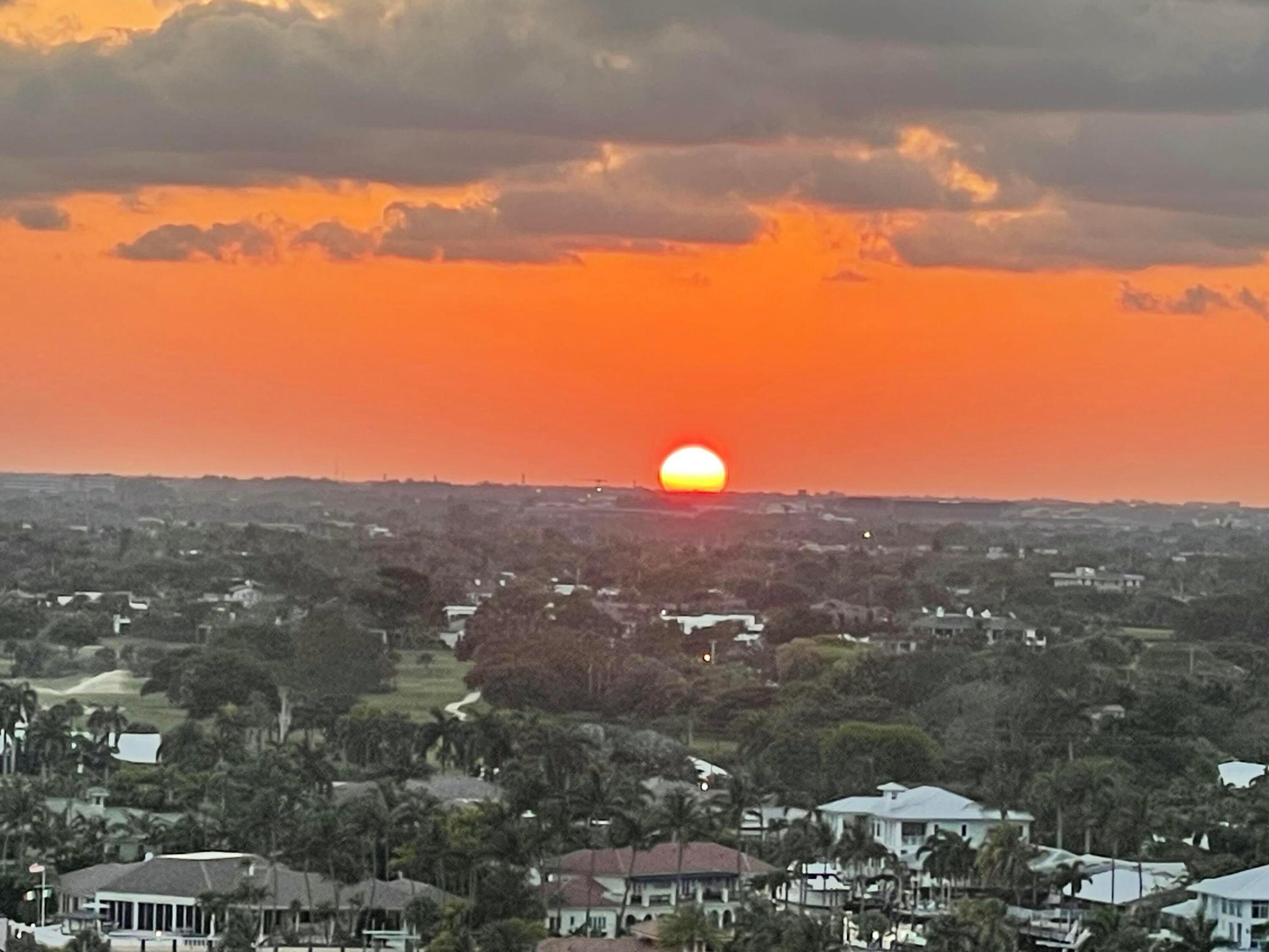 GALT OCEAN CLUB - Residential