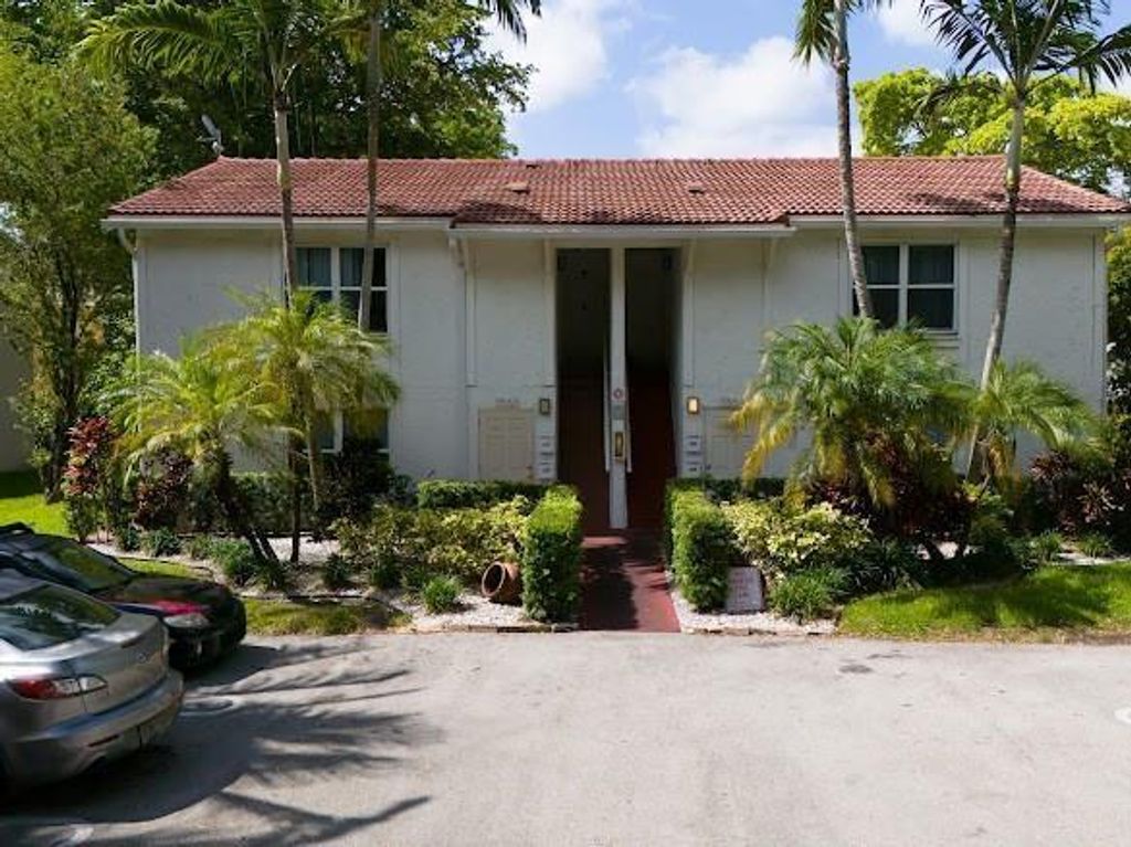 Photo of 11550 NW 36th Street #11552, Coral Springs, FL 33065 (MLS # F10529878)