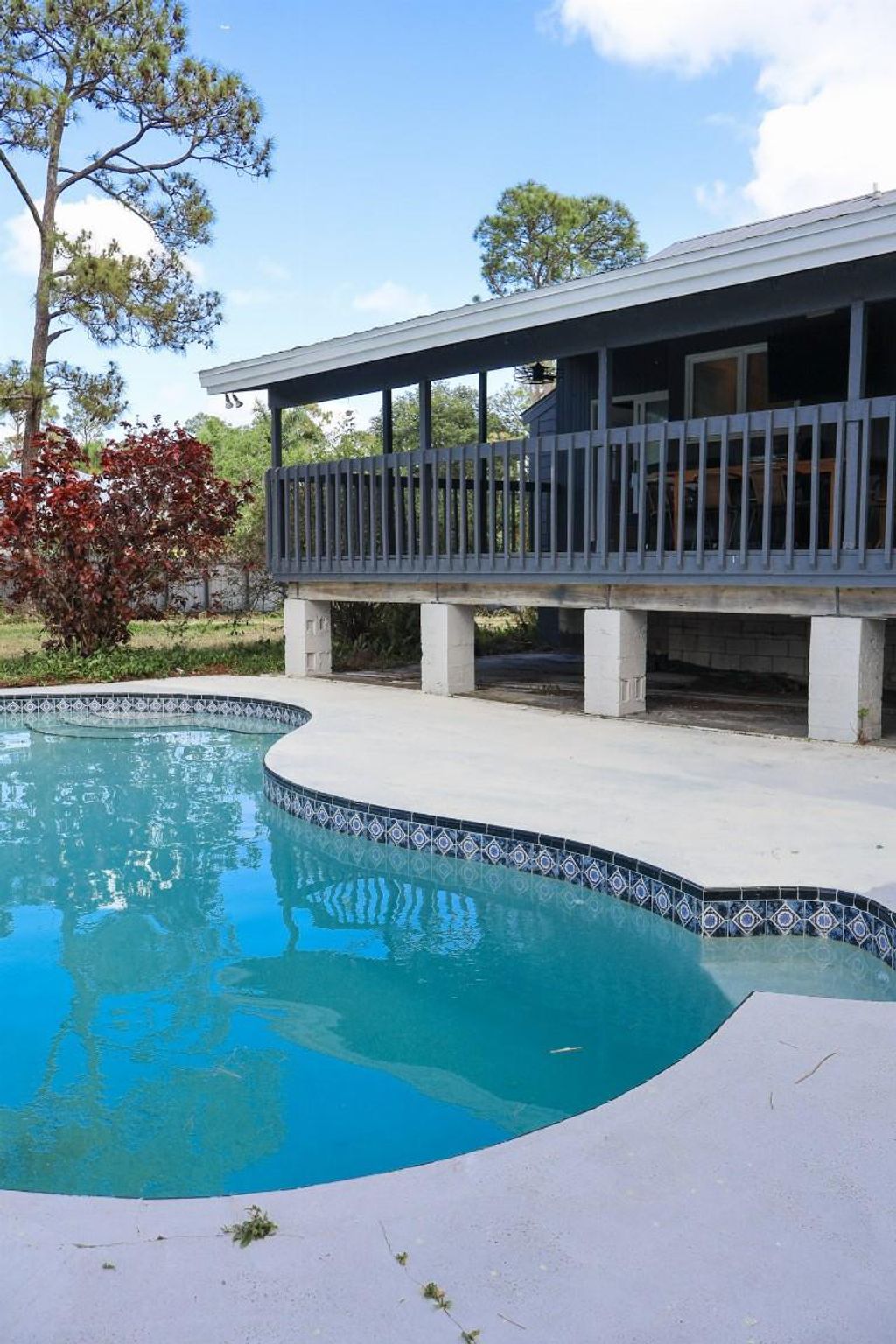 Photo of 6945 150th Pl, Palm Beach Gardens, FL 33418 (MLS # F10500704)