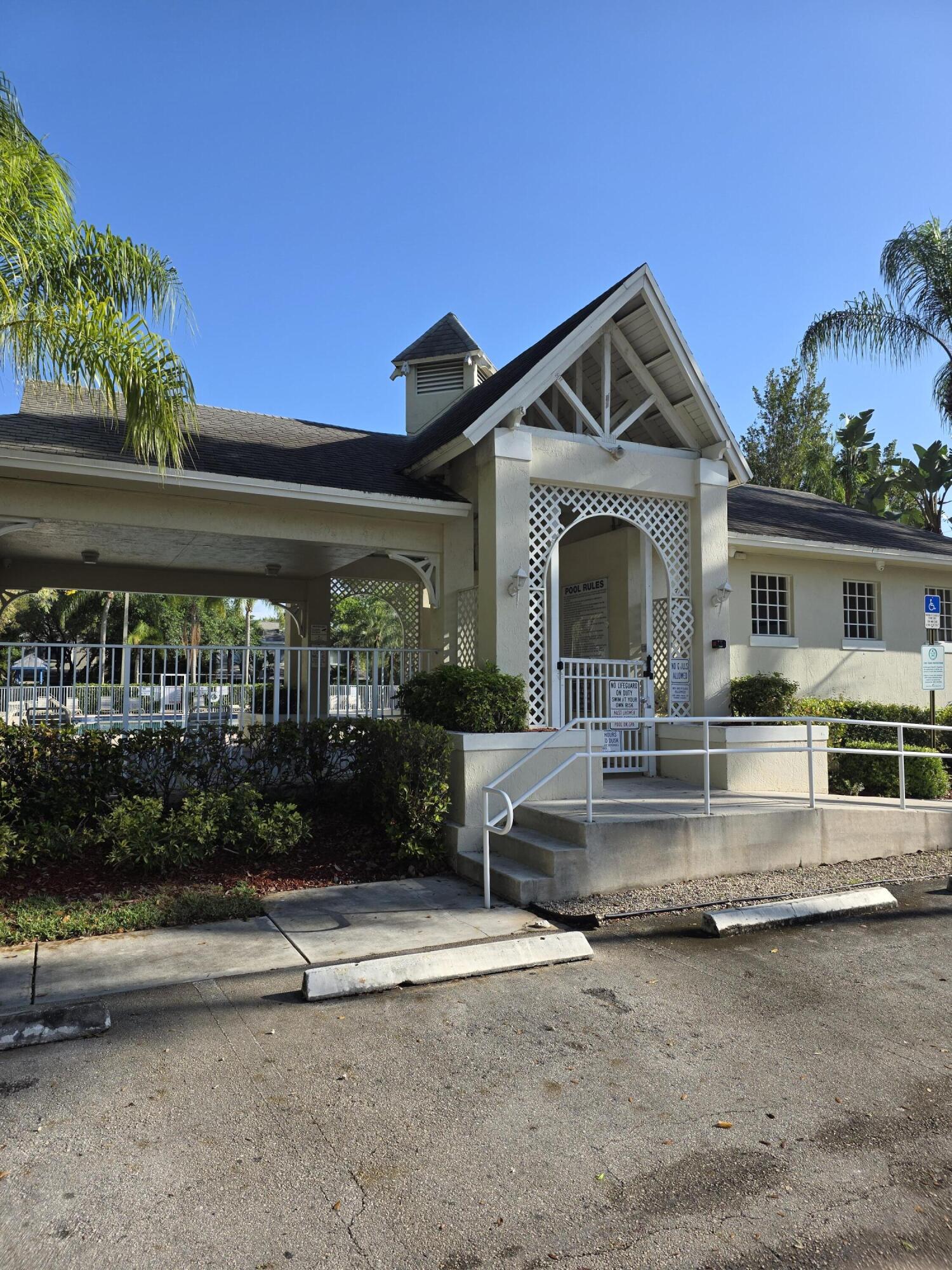 Captiva - Residential