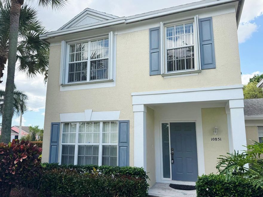 Beautiful 3 bedroom 2.5 bath 2 story Corner home with attached garage, courtyard entry and private screened in Patio. Open kitchen with breakfast area. Excellent sought after community. Quiet and family oriented. Community is complete with multiple amenities including pool, basketball & tennis courts, fitness center and clubhouse. Nearby schools, shopping, restaurants and lively entertainment. Walking distance to city park with covered playground gazebos and jogging path. This is a must see!