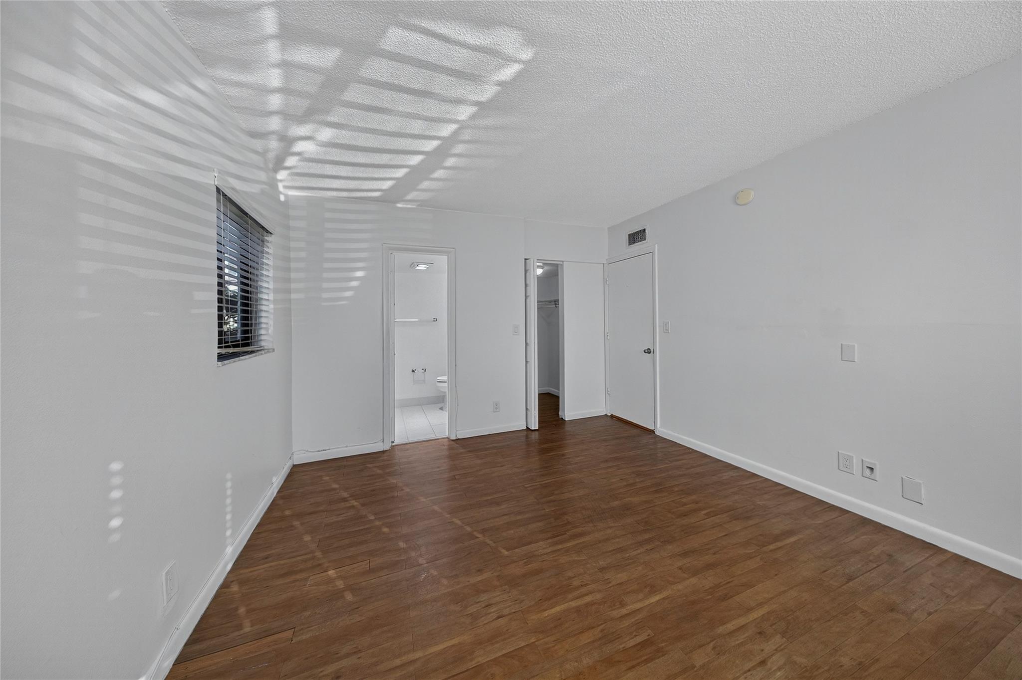 Wooler Heights 40-22 B - Residential Lease