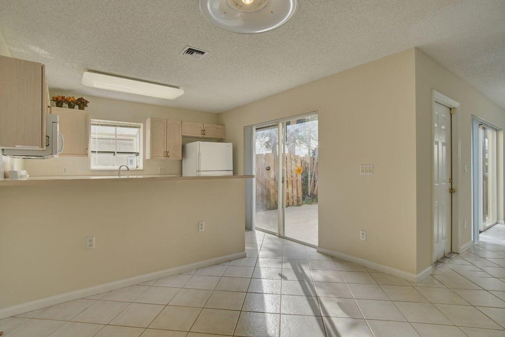 Photo of 2926 SW 22nd Circle #16a, Delray Beach, FL 33445 (MLS # R10988846)