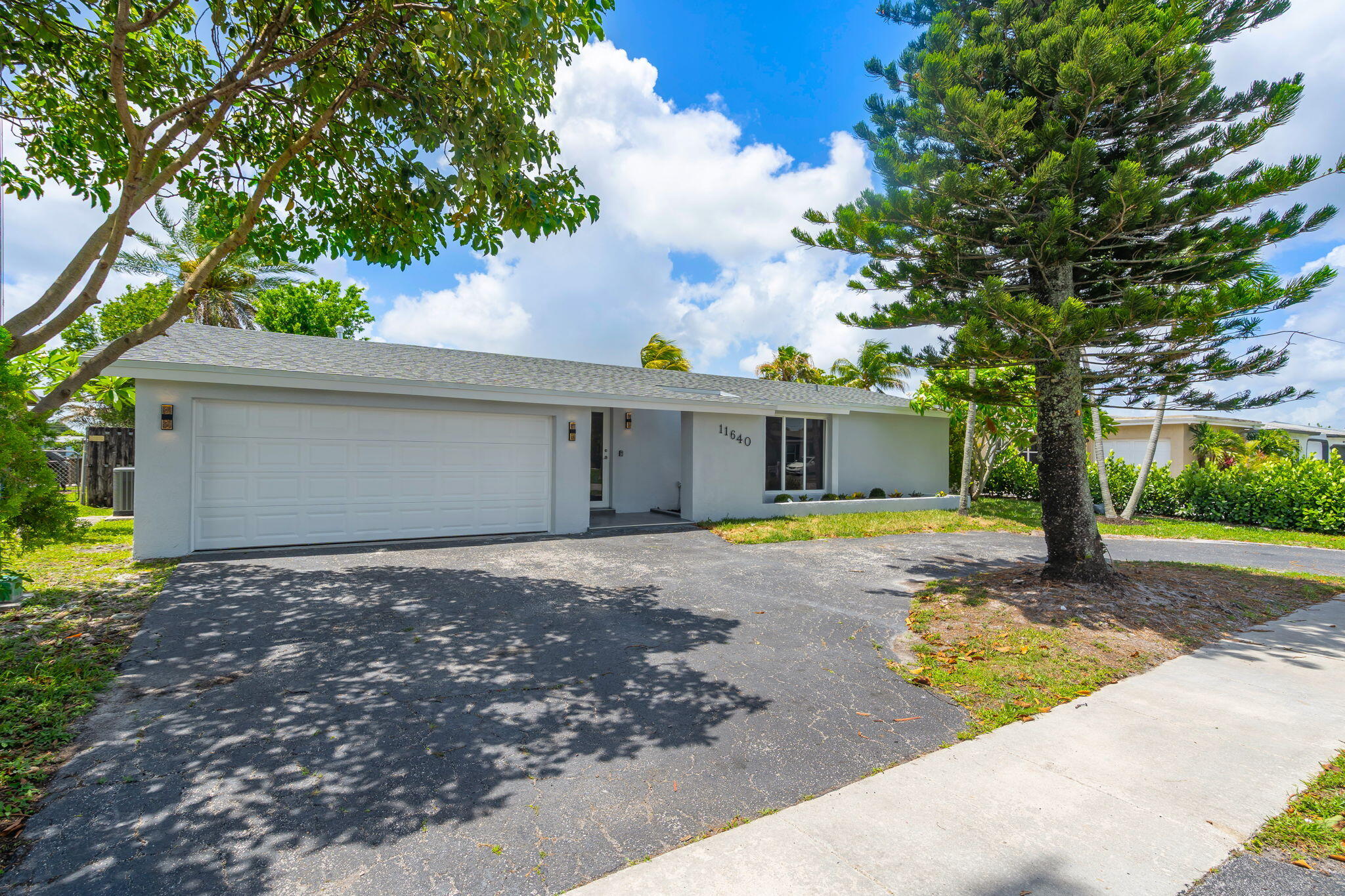 11640 NW 30th Place