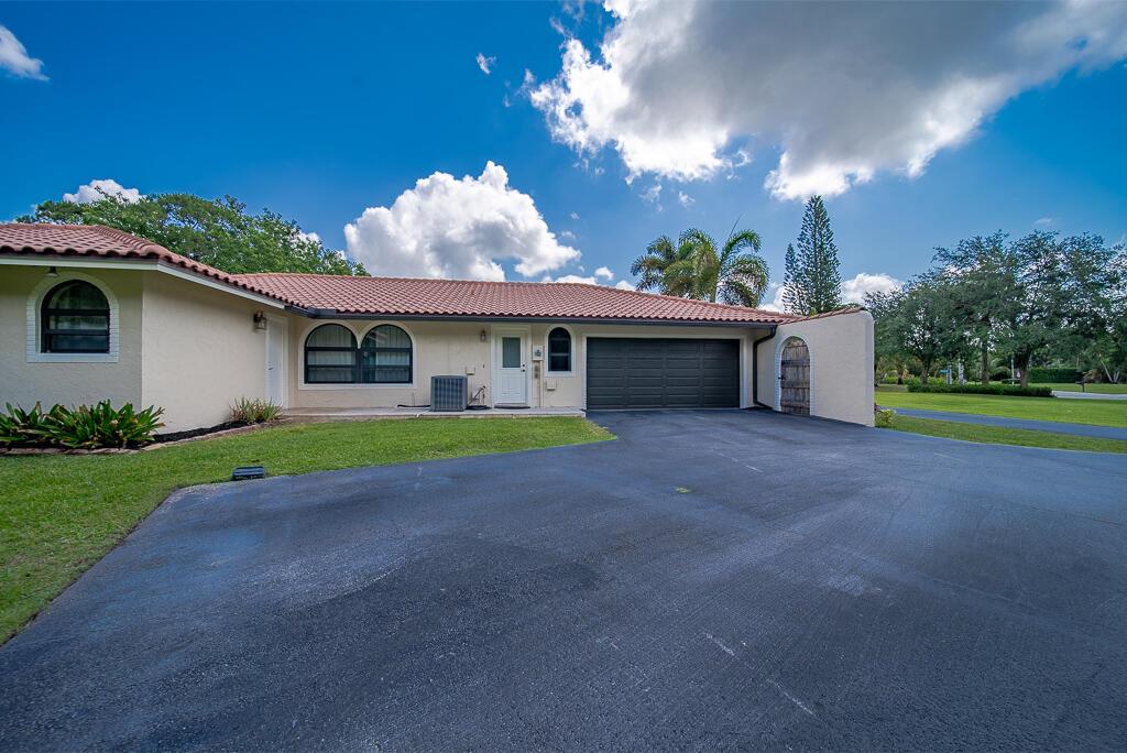 12483 Pineacre Lane