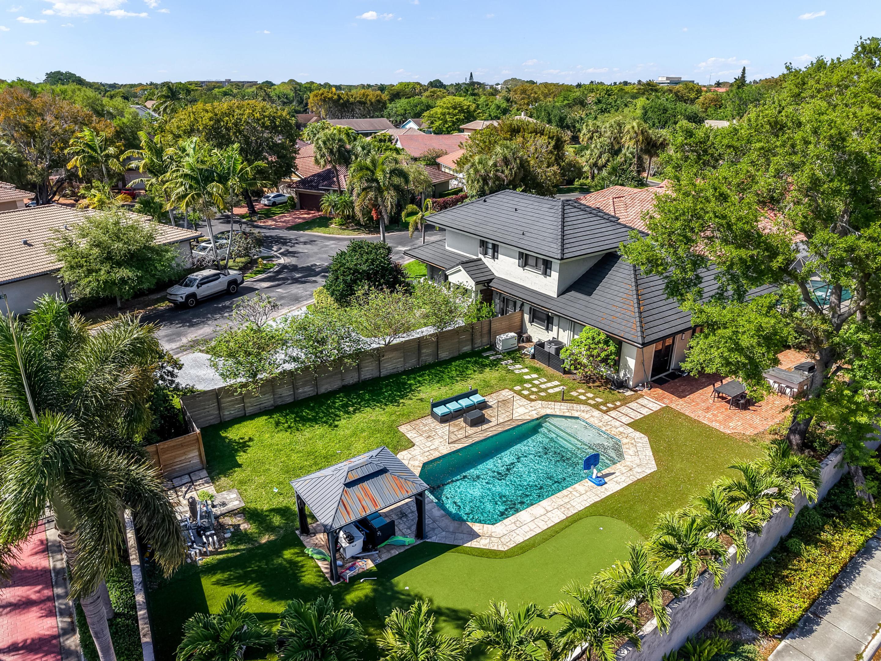 JACARANDA COVE - Residential