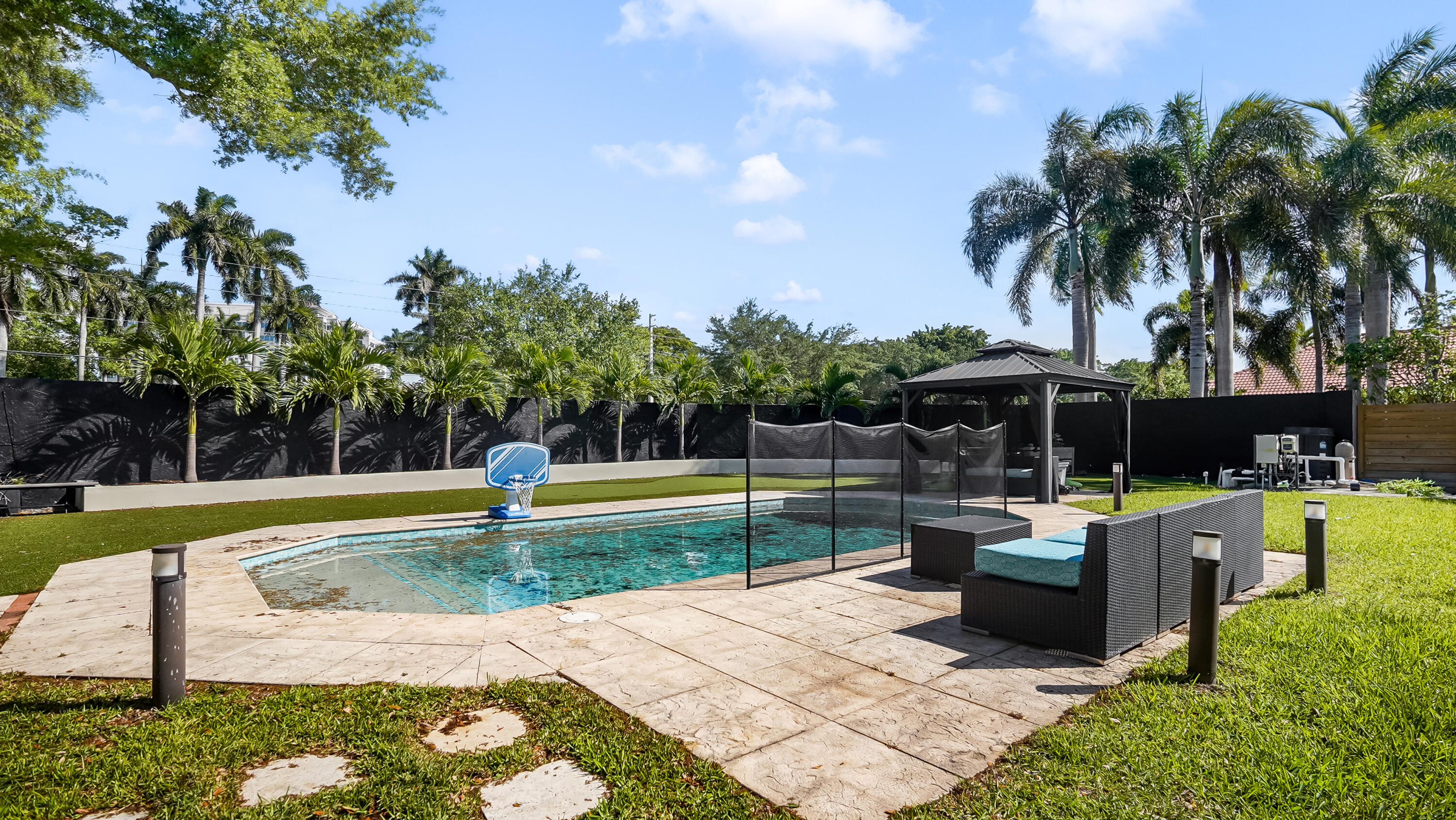 JACARANDA COVE - Residential