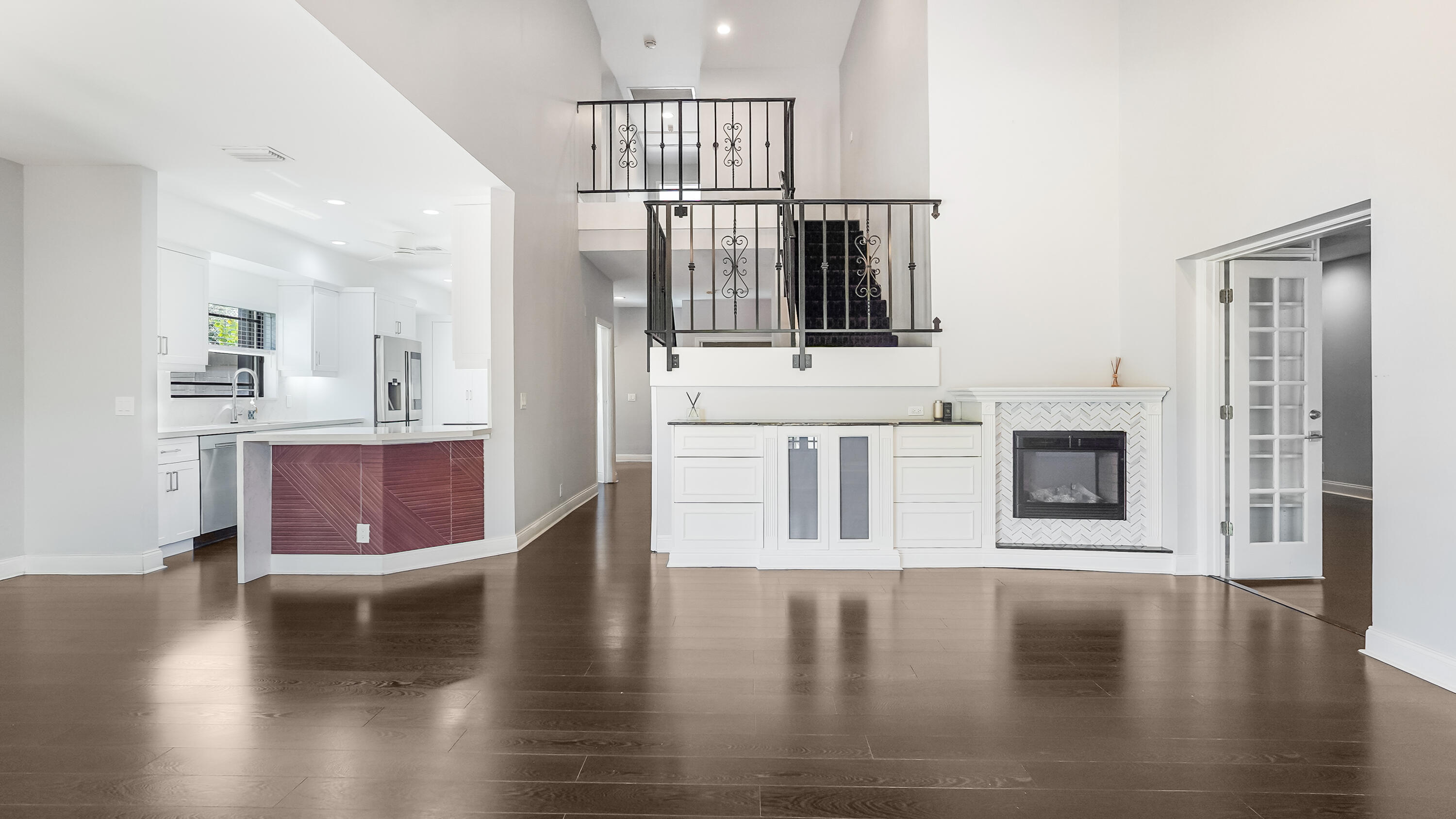 JACARANDA COVE - Residential